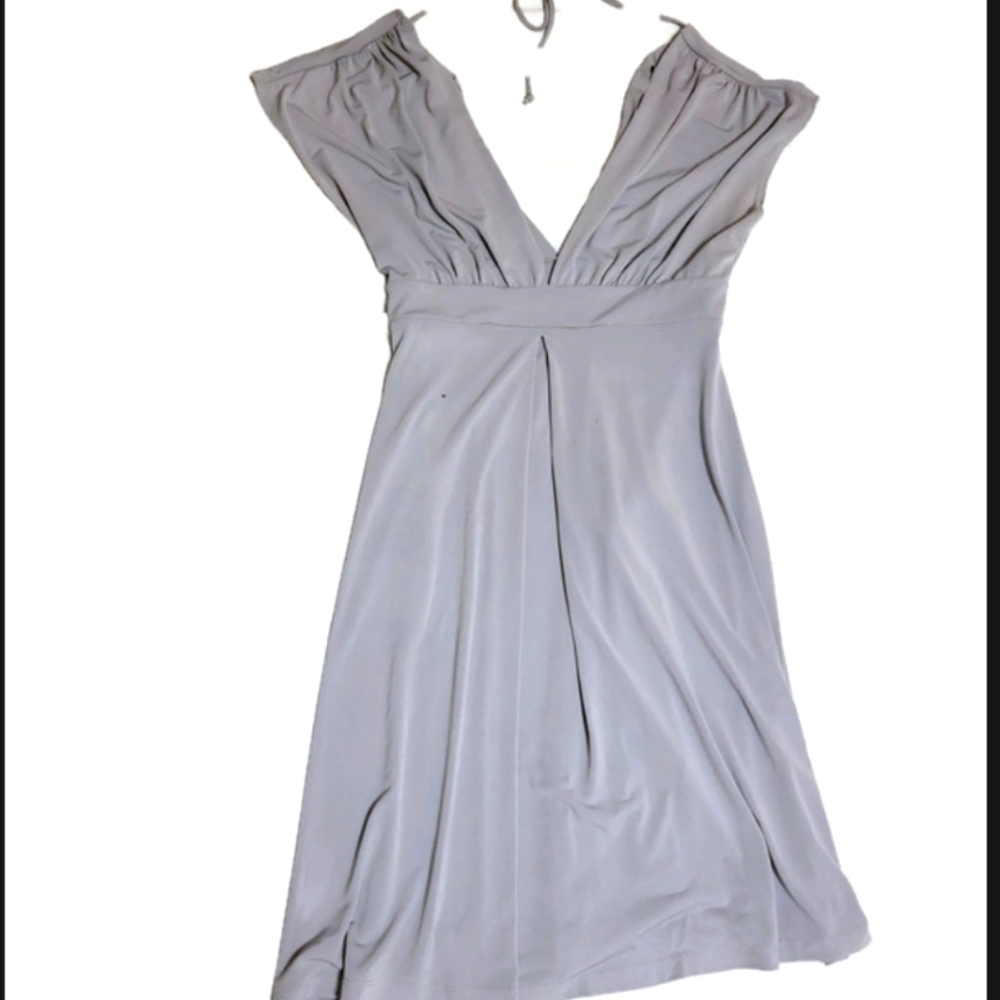 Dots Grey maternity dress. Plunge neck in back n front. String tie at neck.